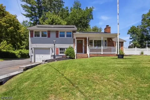 1252 Ringwood Ave, Pompton Lakes, NJ 07442