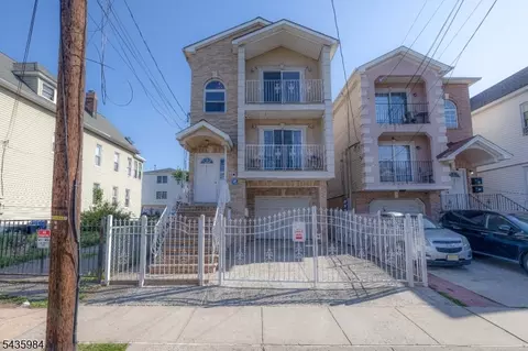 911 Flora St, Elizabeth, NJ 07201