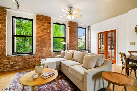 54-60 Mcwhorter St #207, Newark City, NJ 07105