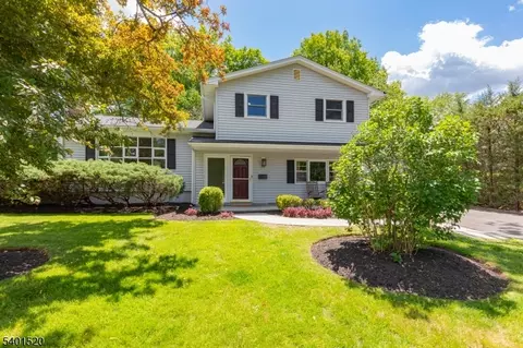 197 Woodbine Cir, New Providence, NJ 07974