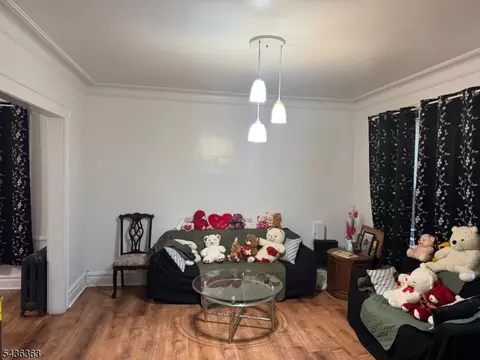 5 Mapes Ter, Newark, NJ 07112