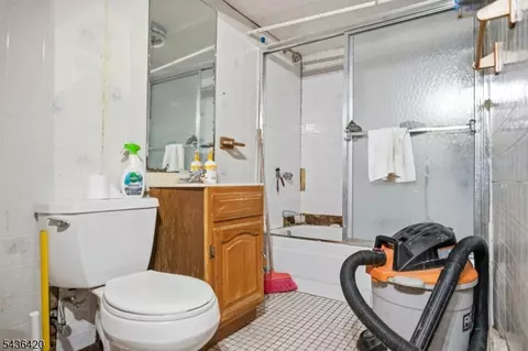 Bath - 33 Pulaski Pl, Hackensack, NJ 07601 photo 3 of 3