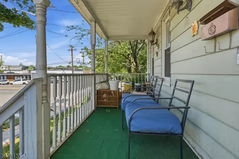Exterior - 33 Pulaski Pl, Hackensack, NJ 07601 photo 4 of 6