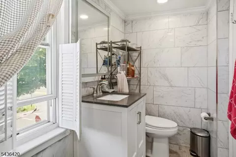 Bath - 33 Pulaski Pl, Hackensack, NJ 07601 photo 2 of 3