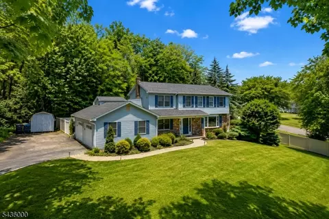 949 Rockport Rd, Hackettstown, NJ 07840