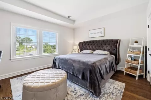 Bedroom - 2 Weimer Ct, Allendale, NJ 07401 photo 4 of 6