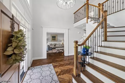 Entry Way - 2 Weimer Ct, Allendale, NJ 07401 photo 6 of 7