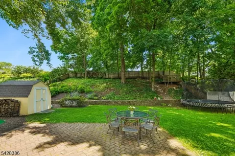 148 Beekman Rd, Summit, NJ 07901 photo 26