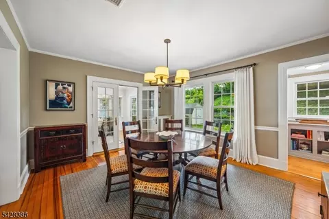 148 Beekman Rd, Summit, NJ 07901 photo 3