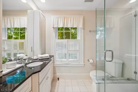 Bath - 148 Beekman Rd, Summit, NJ 07901 photo 2 of 3