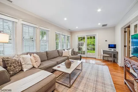 Living - 148 Beekman Rd, Summit, NJ 07901 photo 1 of 2