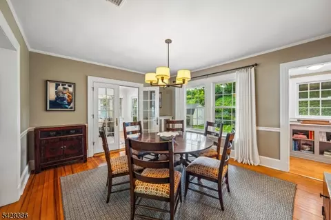 Dining - 148 Beekman Rd, Summit, NJ 07901 photo 1 of 1