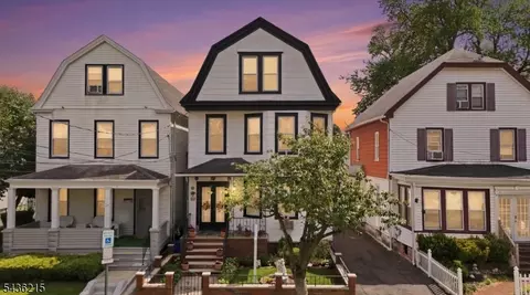 31 Division Ave, Belleville, NJ 07109