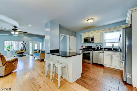278 Centre St, Nutley, NJ 07110 photo 17