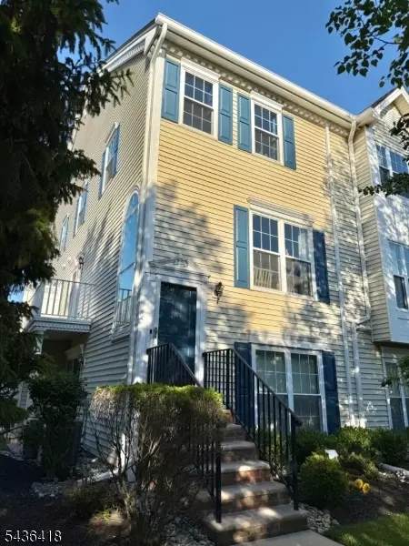 3207 French Dr #G, Bridgewater, NJ 08807