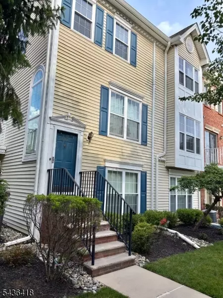 3207 French Dr #G, Bridgewater, NJ 08807