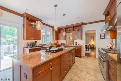 15 Brunswick Rd, Montclair, NJ 07042 photo 20