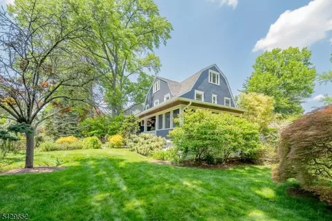 15 Brunswick Rd, Montclair, NJ 07042 photo 3