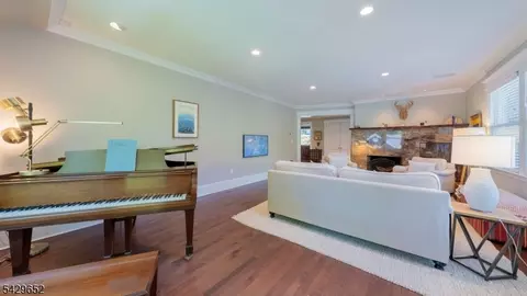 15 Brunswick Rd, Montclair, NJ 07042 photo 9