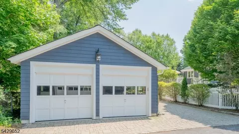 15 Brunswick Rd, Montclair, NJ 07042 photo 48