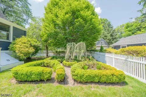15 Brunswick Rd, Montclair, NJ 07042 photo 47