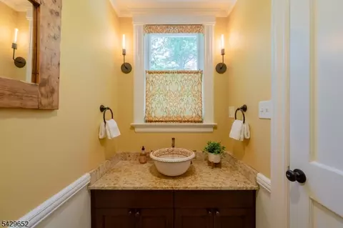 15 Brunswick Rd, Montclair, NJ 07042 photo 24
