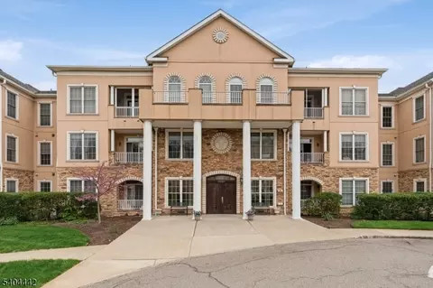 3205 Cleveland Ln, Rockaway, NJ 07866