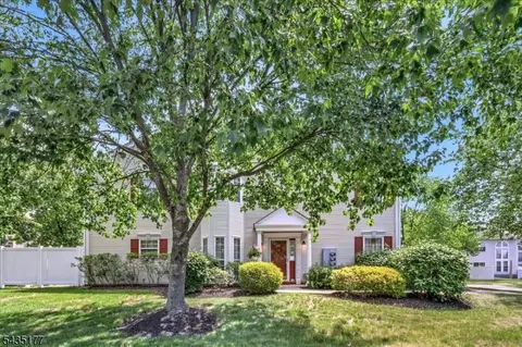 279 Janine Way, Bridgewater, NJ 08807
