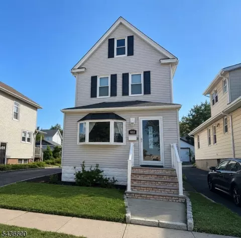 633 Lake Ave, Lyndhurst, NJ 07071