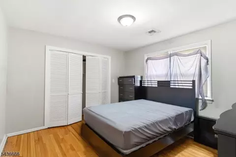 246 E 2nd Ave, Roselle, NJ 07203 photo 7