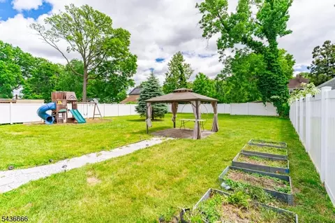 246 E 2nd Ave, Roselle, NJ 07203 photo 24