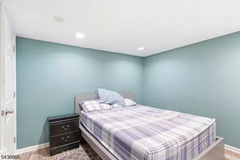 246 E 2nd Ave, Roselle, NJ 07203 photo 16