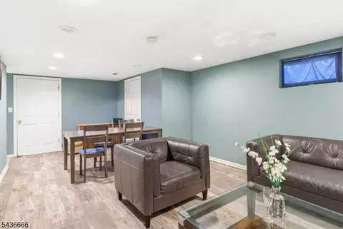 246 E 2nd Ave, Roselle, NJ 07203 photo 14