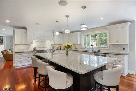 12 Longell Dr, Wayne, NJ 07470 photo 8