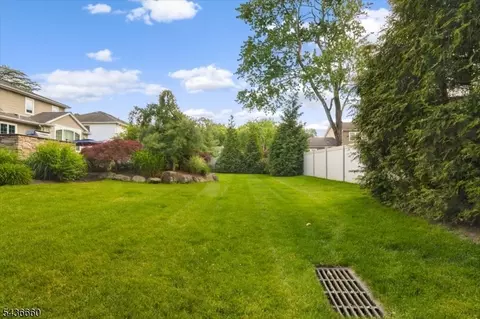 12 Longell Dr, Wayne, NJ 07470 photo 40