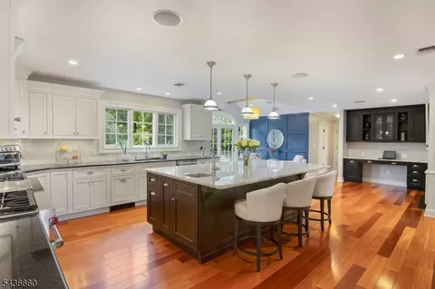 12 Longell Dr, Wayne, NJ 07470 photo 6