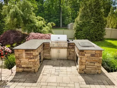 12 Longell Dr, Wayne, NJ 07470 photo 32