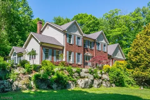 36 Waters Edge, Sparta, NJ 07871