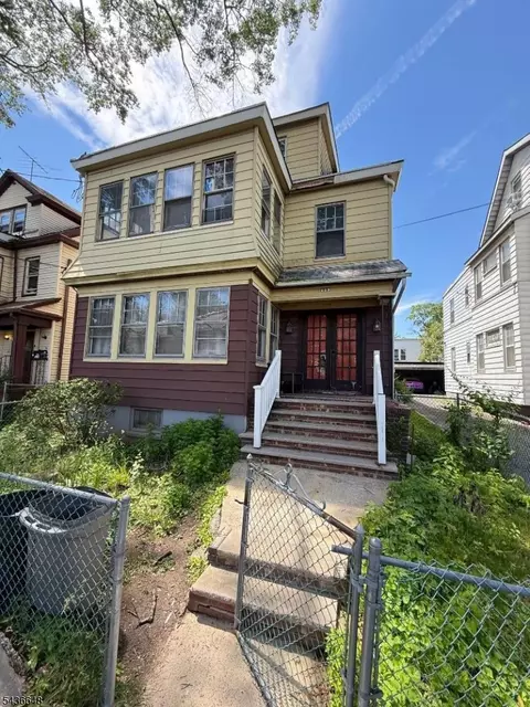 225 Alexander St, Newark, NJ 07106
