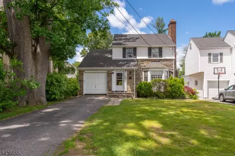 60 Summit Rd, Elizabeth, NJ 07208