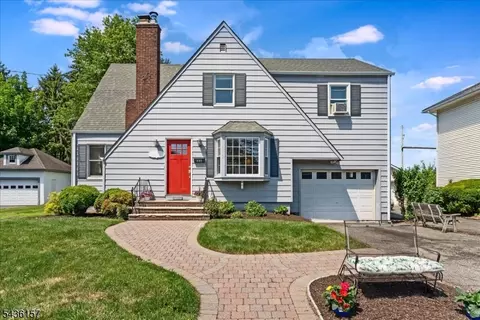 121 Kanouse St, Boonton, NJ 07005