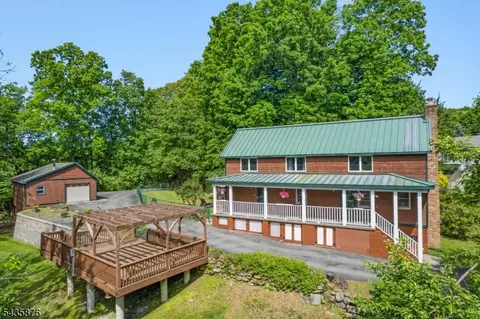 39 Lavin Rd, Wharton, NJ 07885