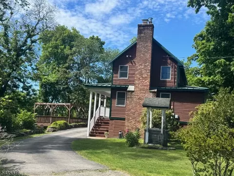 39 Lavin Rd, Wharton, NJ 07885