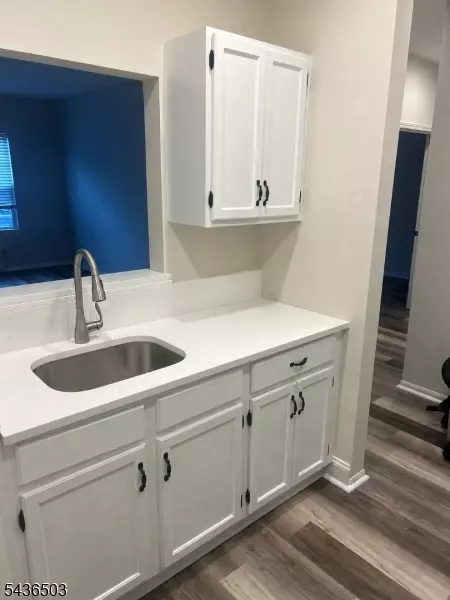 1208 Richmond Rd #208, West Milford, NJ 07480