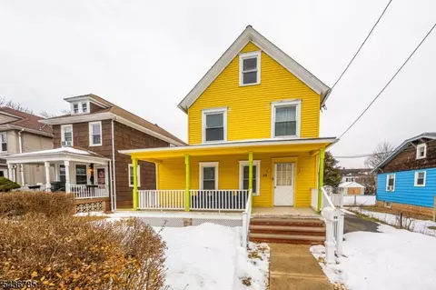 88 Woodbridge Ave, Sewaren, NJ 07077