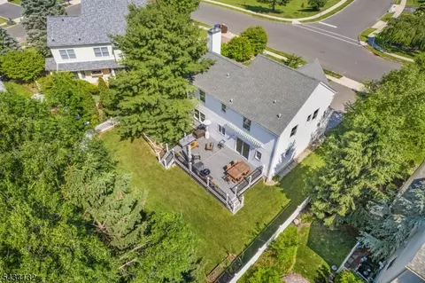 Exterior - 7 Mitchell Ln, Clinton, NJ 08809 photo 11 of 11