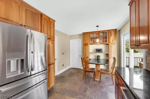 Kitchen - 7 Mitchell Ln, Clinton, NJ 08809 photo 1 of 4