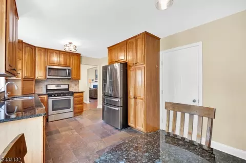 7 Mitchell Ln, Clinton, NJ 08809 photo 14