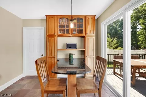 Dining - 7 Mitchell Ln, Clinton, NJ 08809 photo 3 of 3