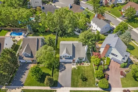 View/Area - 7 Mitchell Ln, Clinton, NJ 08809 photo 3 of 6